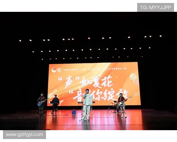 梓萱金诺冰场绽放，旋转跳跃点燃全场